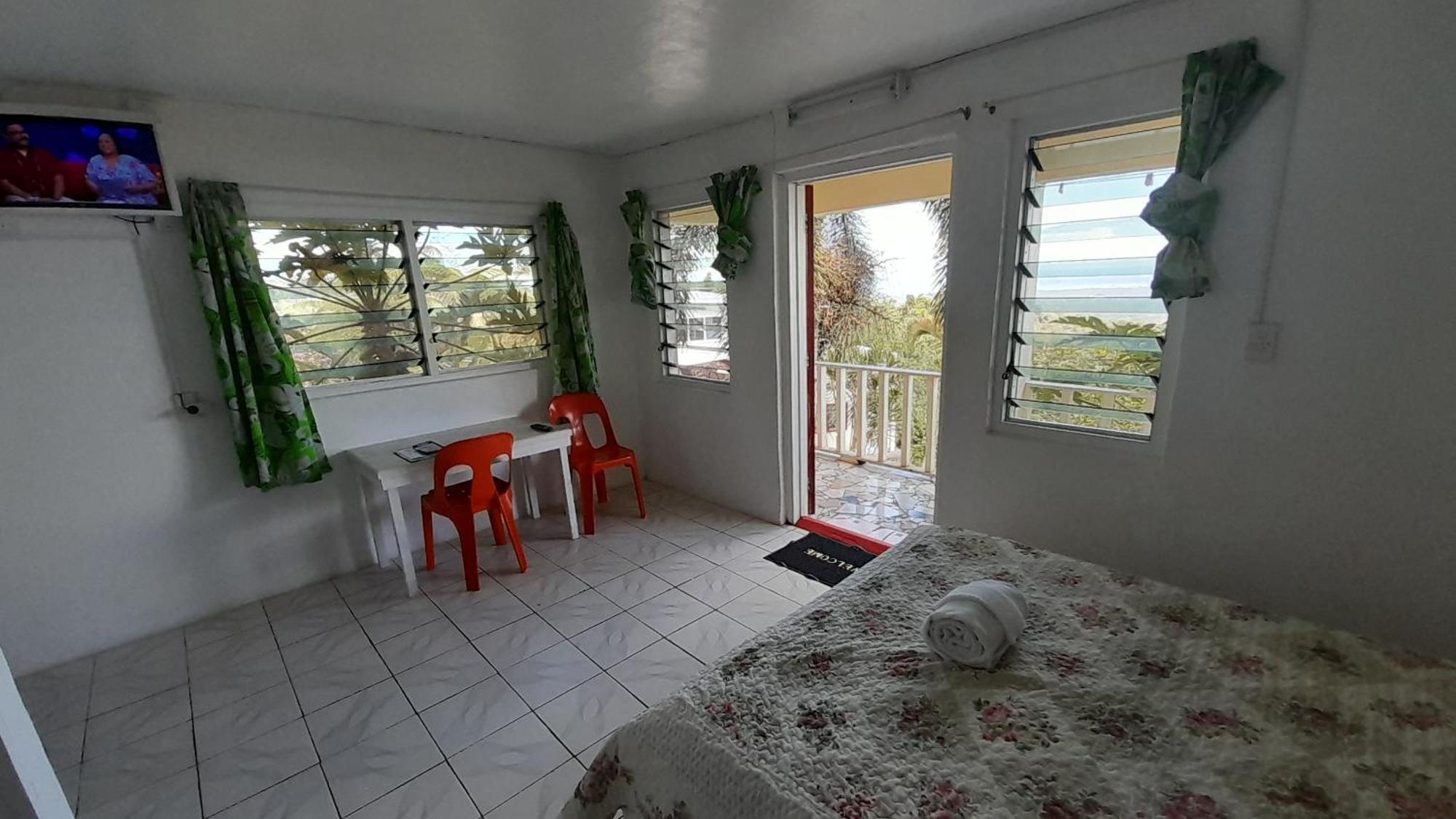 Dave Parker Eco Lodge Hotel Apia Bagian luar foto