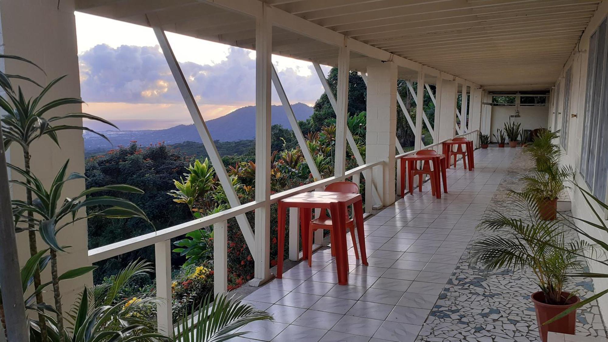 Dave Parker Eco Lodge Hotel Apia Bagian luar foto