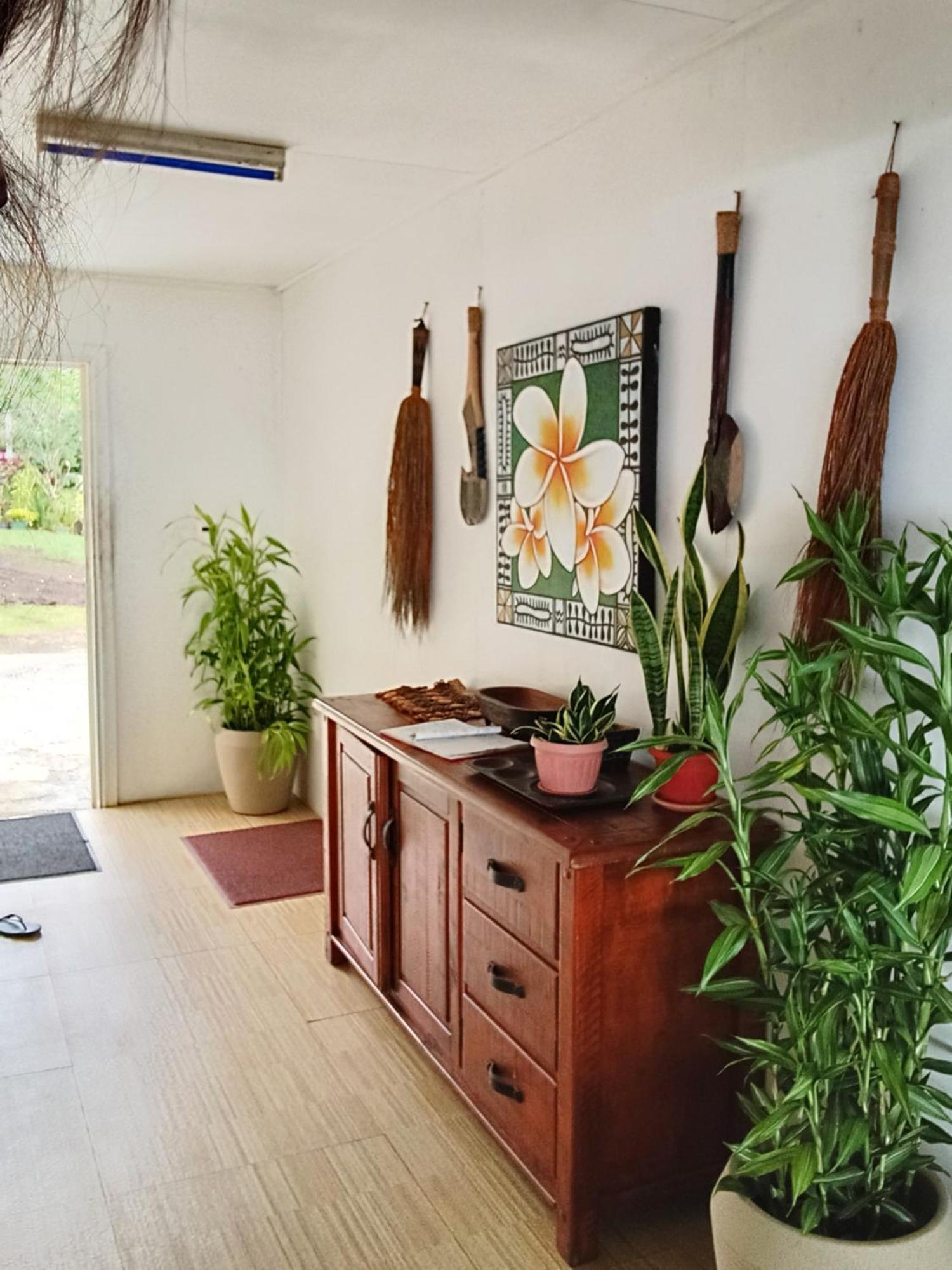 Dave Parker Eco Lodge Hotel Apia Bagian luar foto
